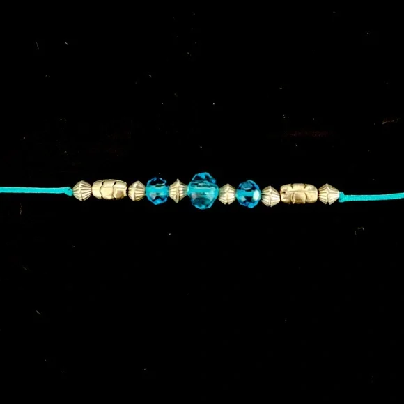 Vintage Beaded Bracelet - Picture 2 of 3